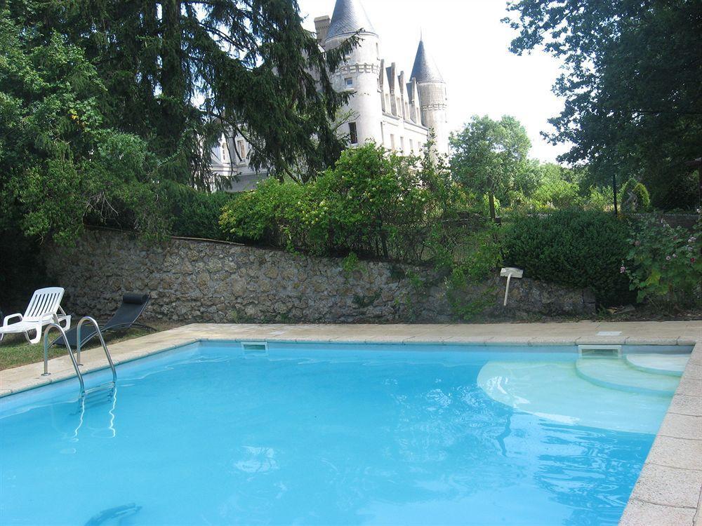 Chateau De Montbrun Otel Saint-Michel-Chef-Chef Dış mekan fotoğraf